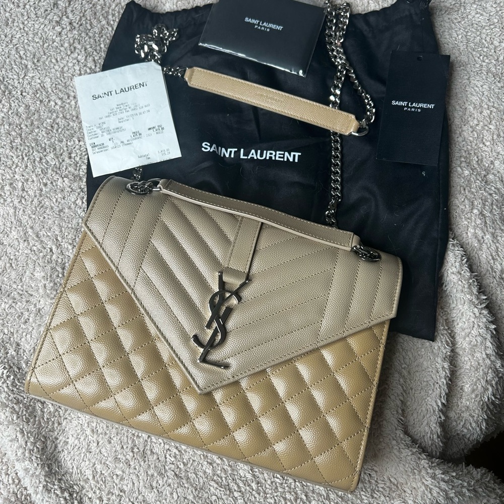 Ysl saint laurent tan quilted textured medium envelope shoulder bag with silver